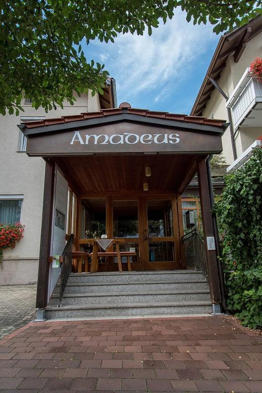 Hotel Amadeus Бад-Верісгофен Екстер'єр фото